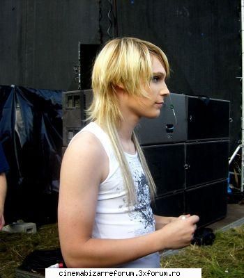 Poze - pun si eu C:\Documents and - >>SHIN<<