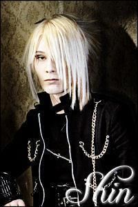 Shin - imi place shin pt ca e mai "timid" nu in sensul - >>POZE<<